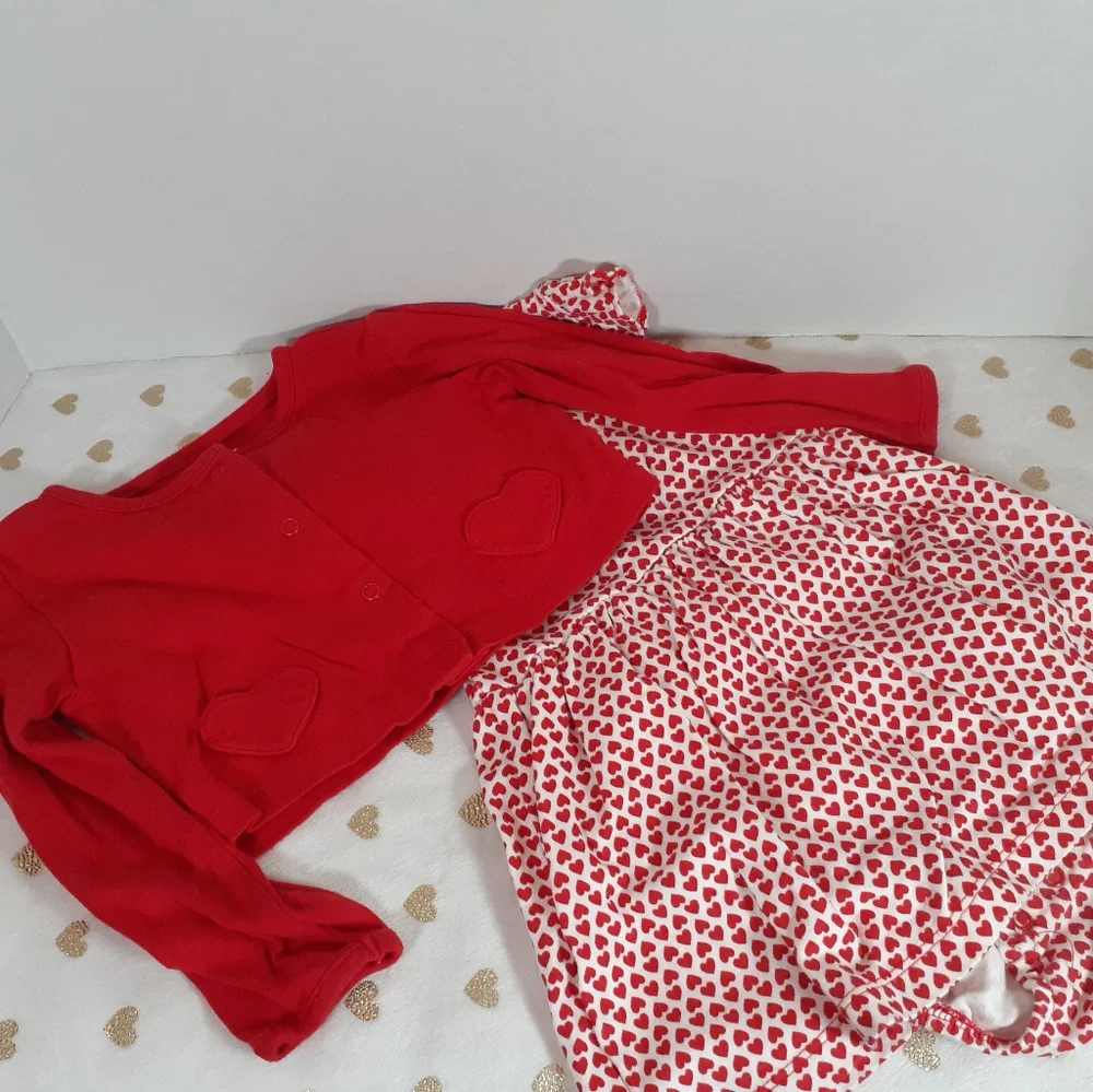 10/$40 Carter's Heart 2pc. Dress